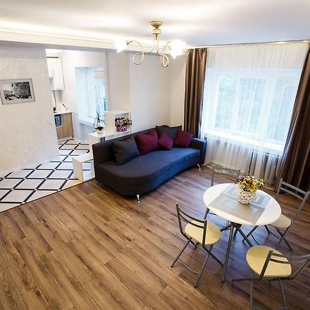 Chornovola Avenue Apartment リヴィウ エクステリア 写真