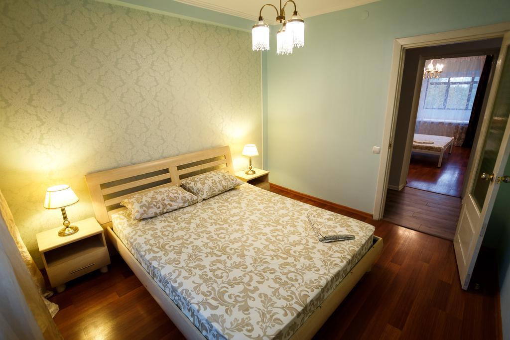Chornovola Avenue Apartment リヴィウ エクステリア 写真