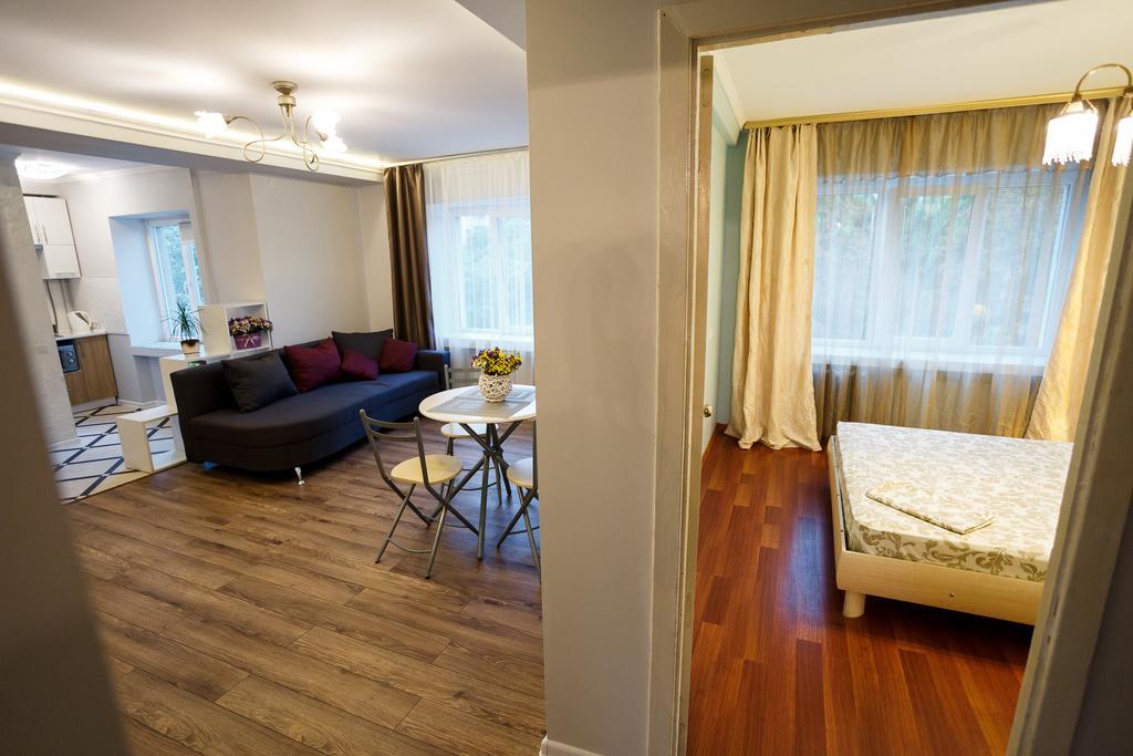 Chornovola Avenue Apartment リヴィウ エクステリア 写真